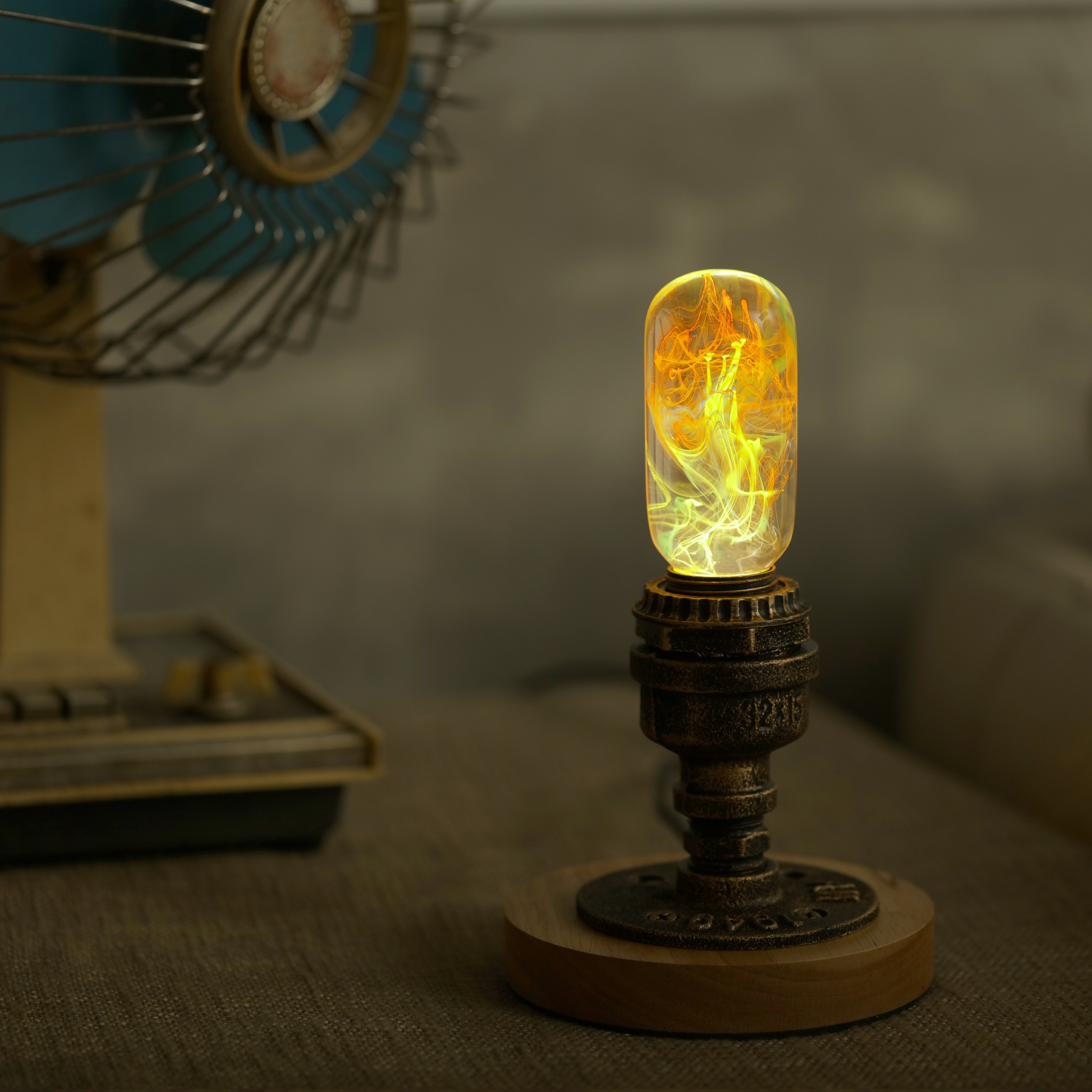Vintage Retro Light Base-Everyone's Marketplace