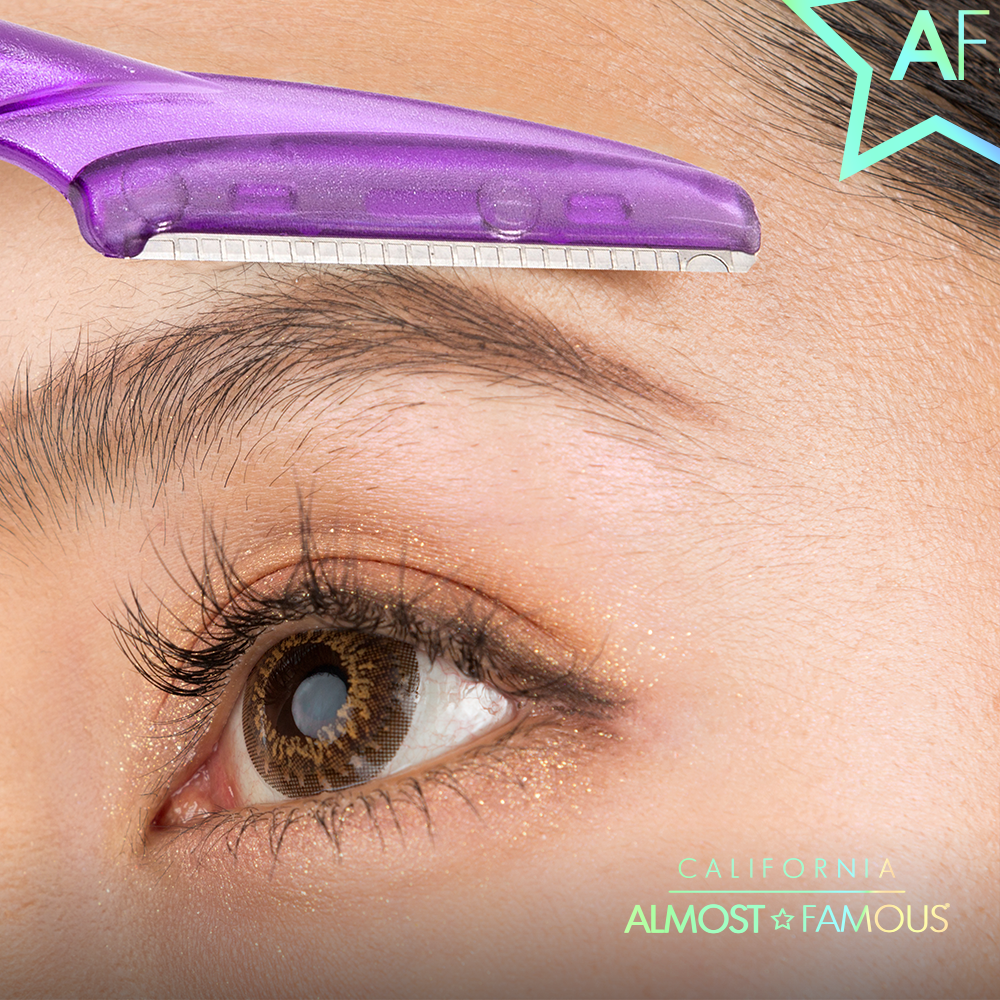 Almost Famous 6-pack Dermaplaning Razors set-Everyone's Marketplace