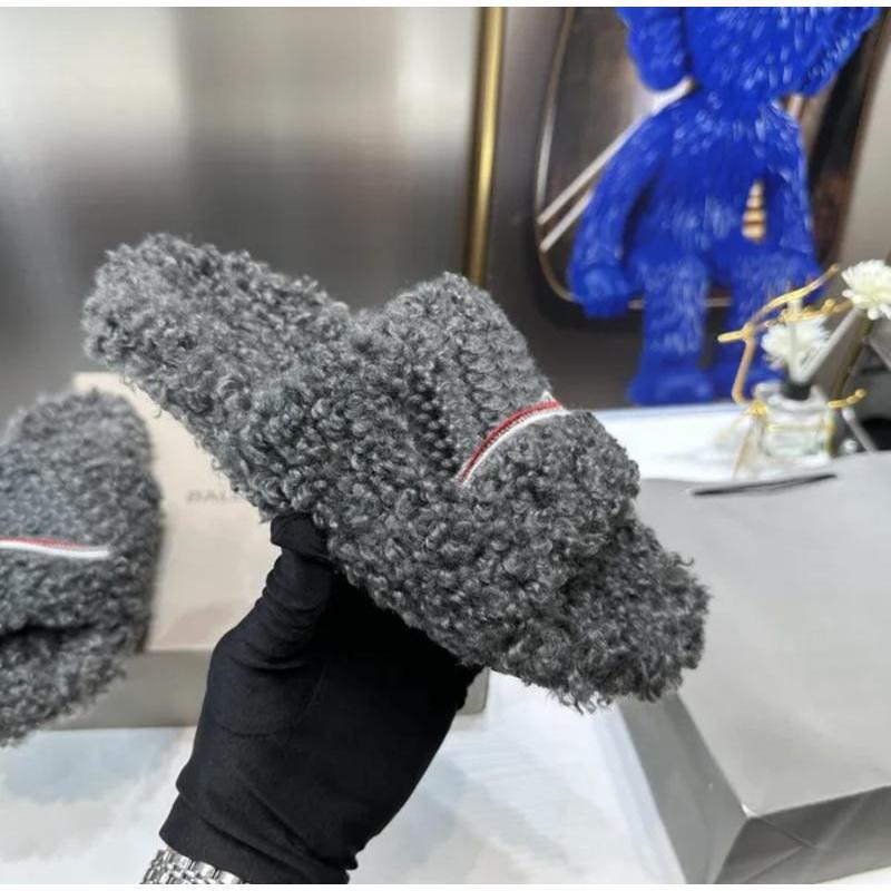 Designer Fuzzy Slides for Indoor & Outdoor - Cute Soft Slippers-Everyone's Marketplace